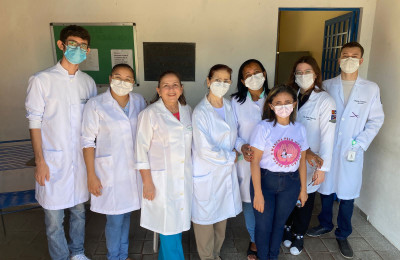 FMS realiza ação coletiva de saúde em lavanderia na zona Sul